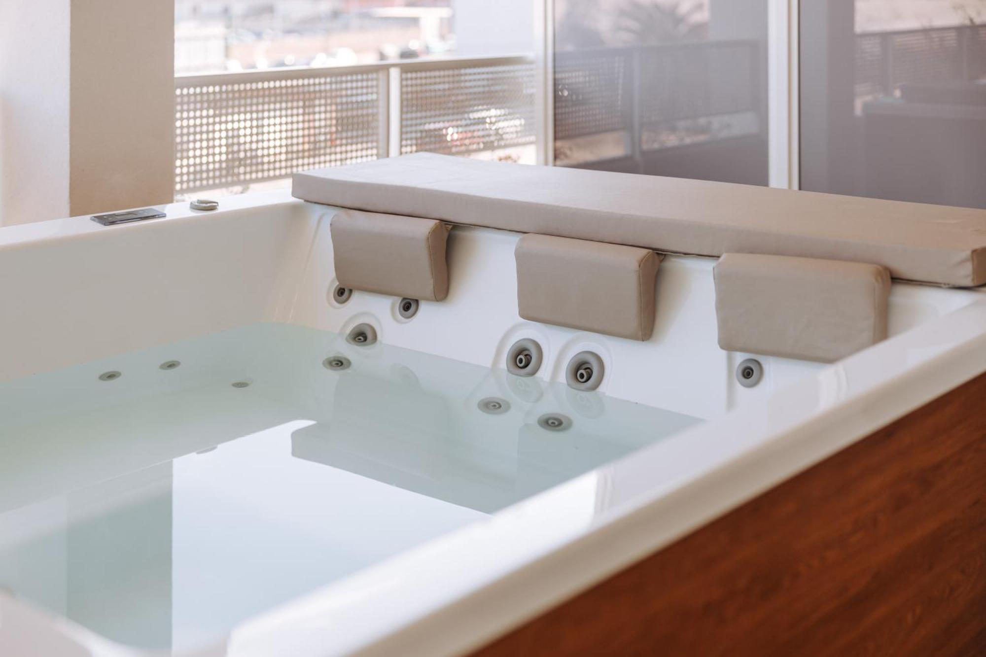 Marisabella Suite Spa 3 巴里 外观 照片