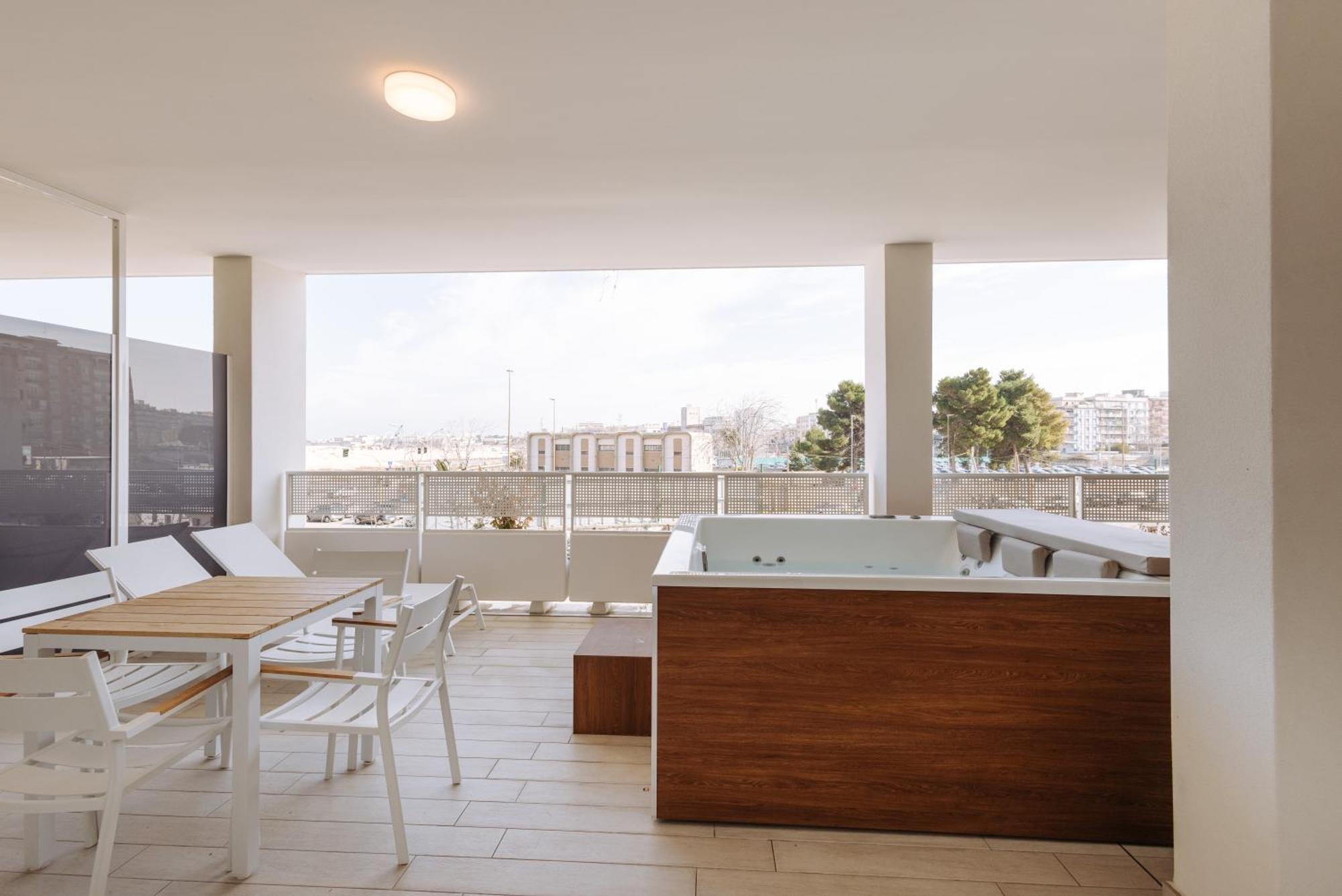 Marisabella Suite Spa 3 巴里 外观 照片